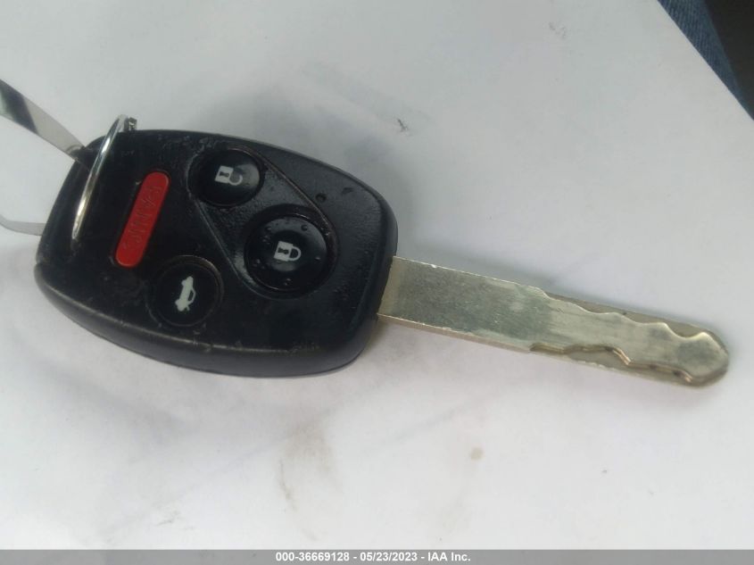 2013 HONDA CIVIC SDN LX - 19XFB2E52DE009557