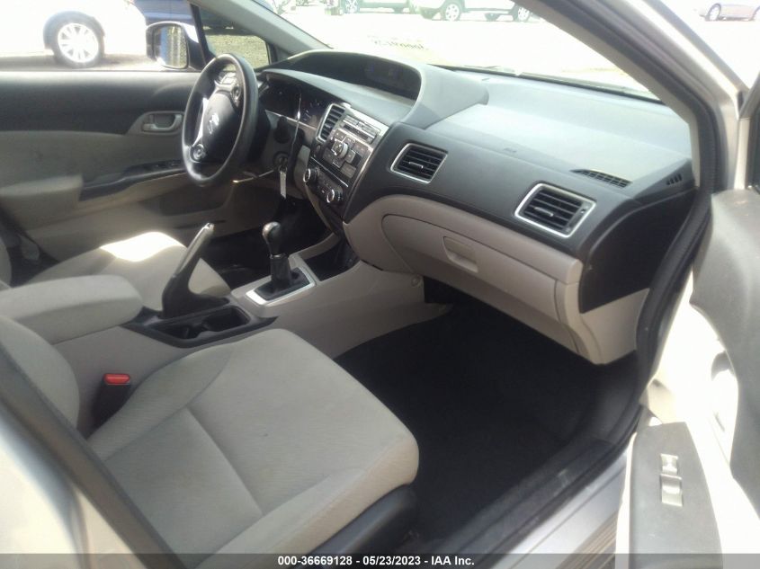 2013 HONDA CIVIC SDN LX - 19XFB2E52DE009557