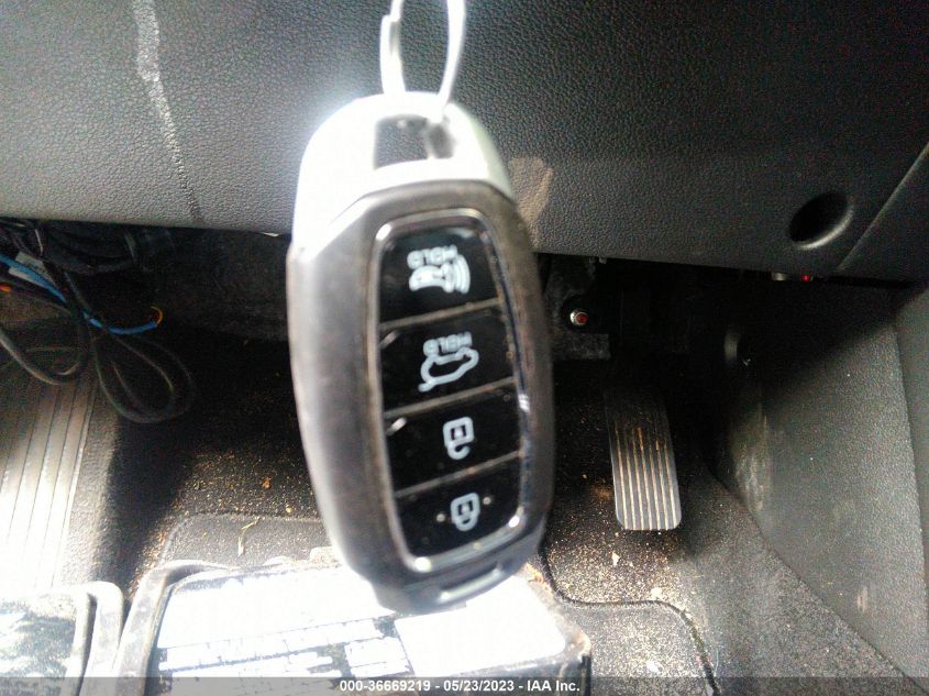 2020 HYUNDAI KONA SEL - KM8K2CAA3LU561832