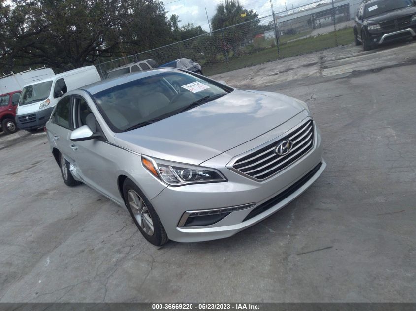 2015 HYUNDAI SONATA 2.4L SE - 5NPE24AF8FH199370