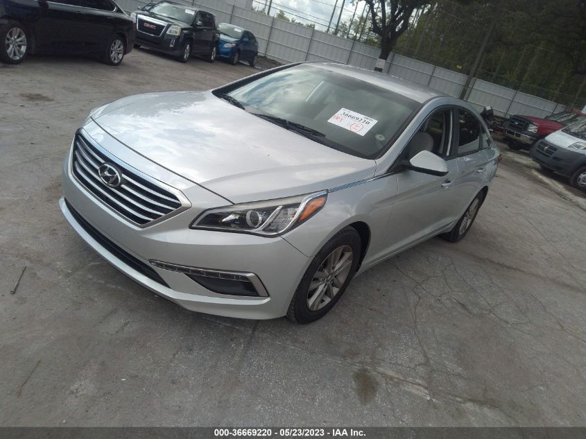 2015 HYUNDAI SONATA 2.4L SE - 5NPE24AF8FH199370