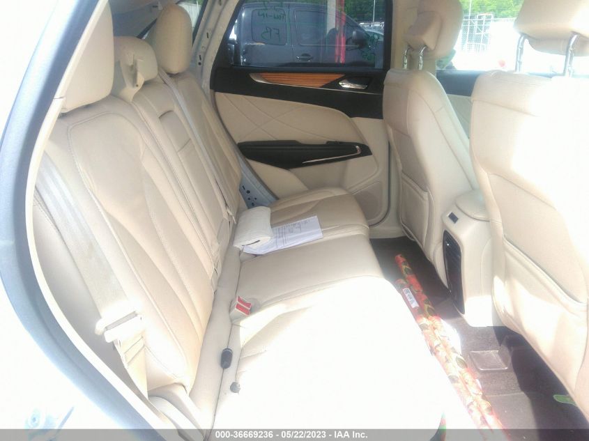 2016 LINCOLN MKC SELECT - 5LMCJ2C96GUJ18503