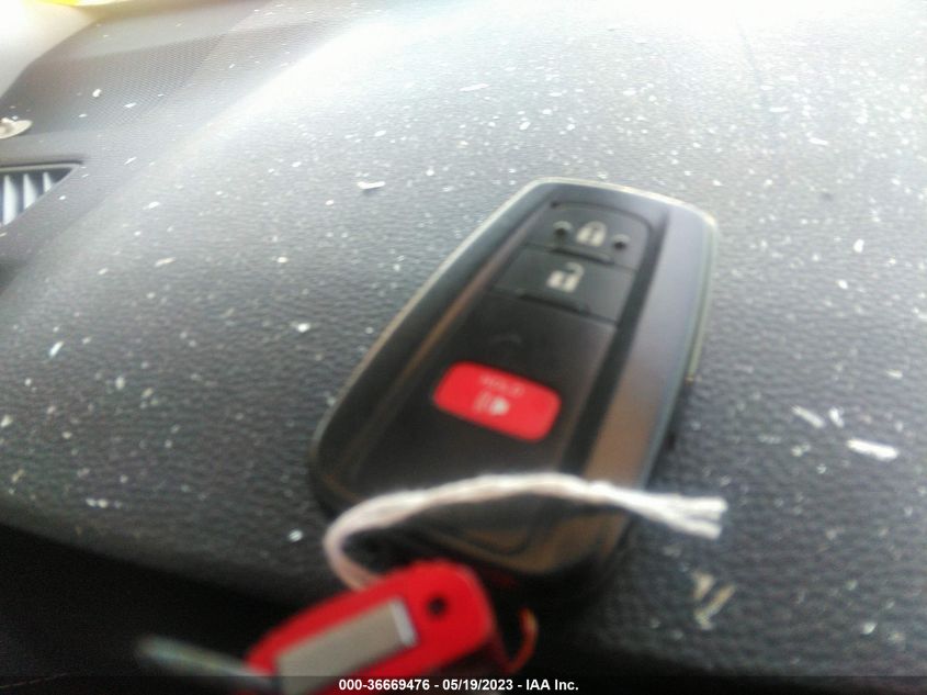 2022 TOYOTA RAV4 XLE - 2T3P1RFV2NC281919