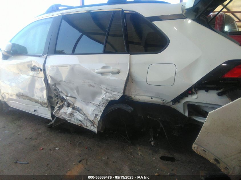 2022 TOYOTA RAV4 XLE - 2T3P1RFV2NC281919