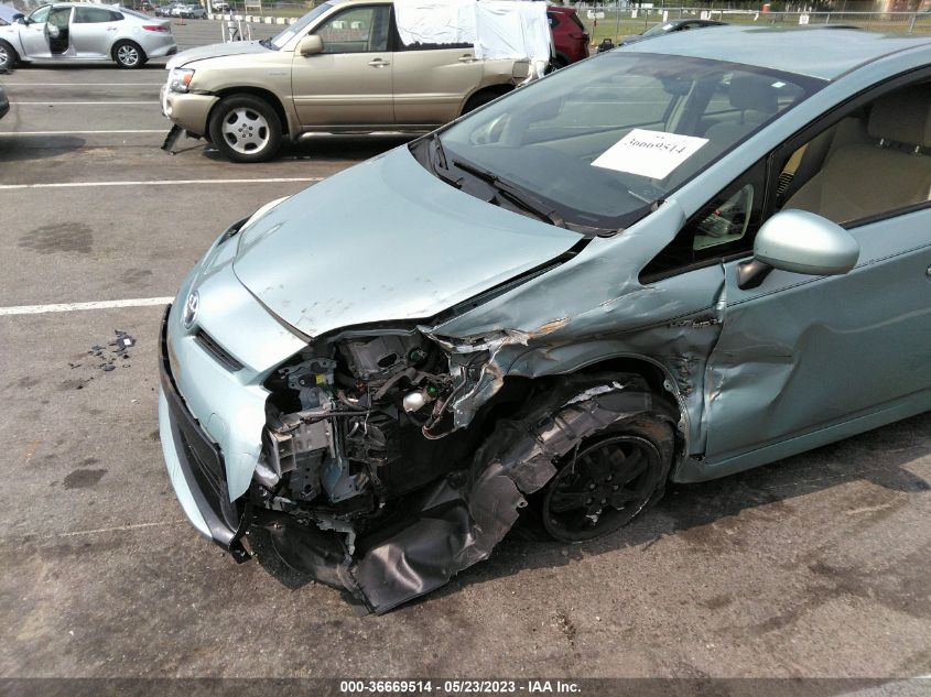 2015 TOYOTA PRIUS FOUR - JTDKN3DU6F1993824