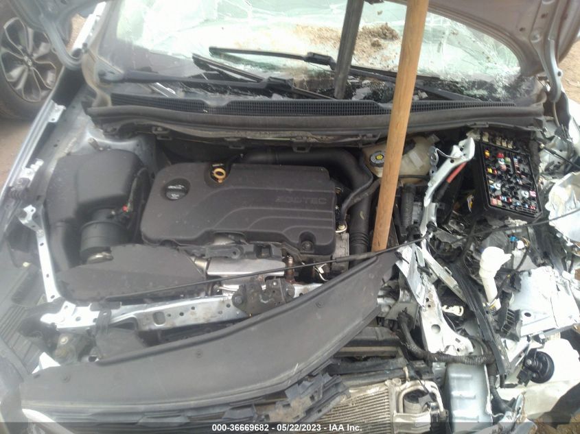 2018 CHEVROLET CRUZE LT - 1G1BE5SM2J7203626