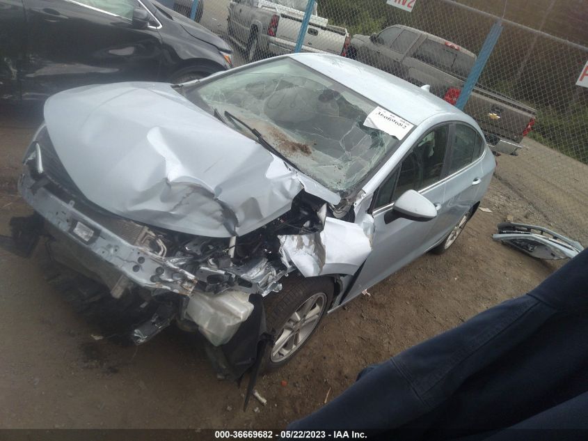 2018 CHEVROLET CRUZE LT - 1G1BE5SM2J7203626