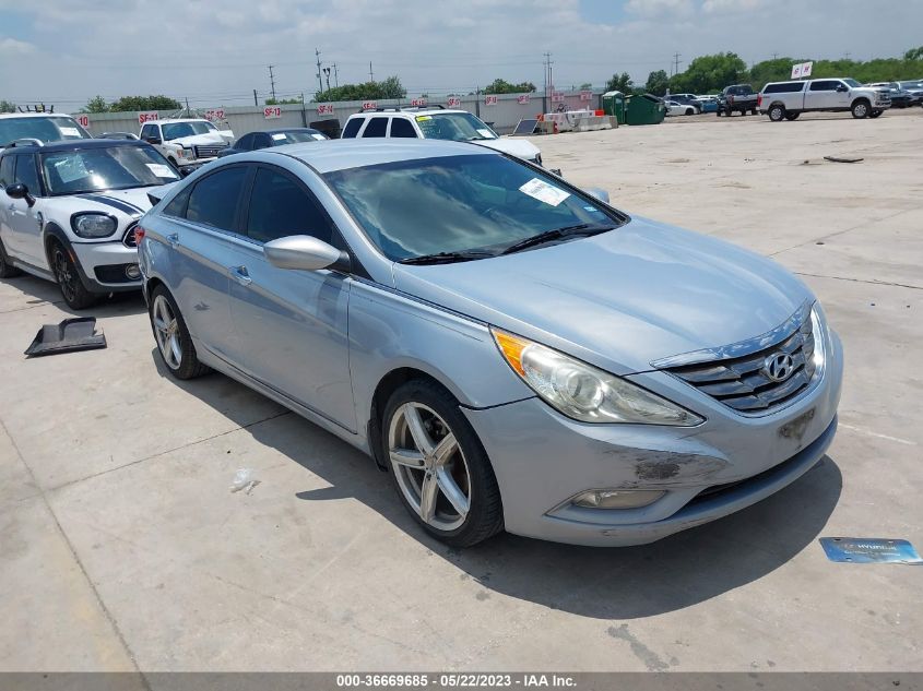 2013 HYUNDAI SONATA SE - 5NPEC4AC3DH548757