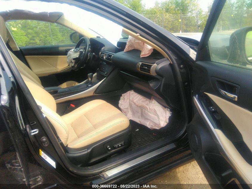 2016 LEXUS IS 300 JTHCM1D20G5010008