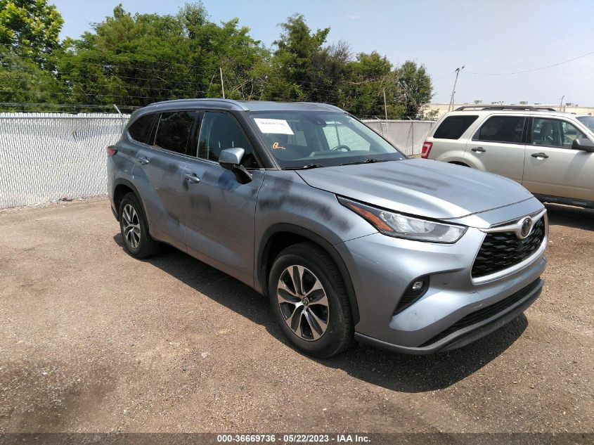 2020 TOYOTA HIGHLANDER XLE - 5TDGZRAH2LS011032