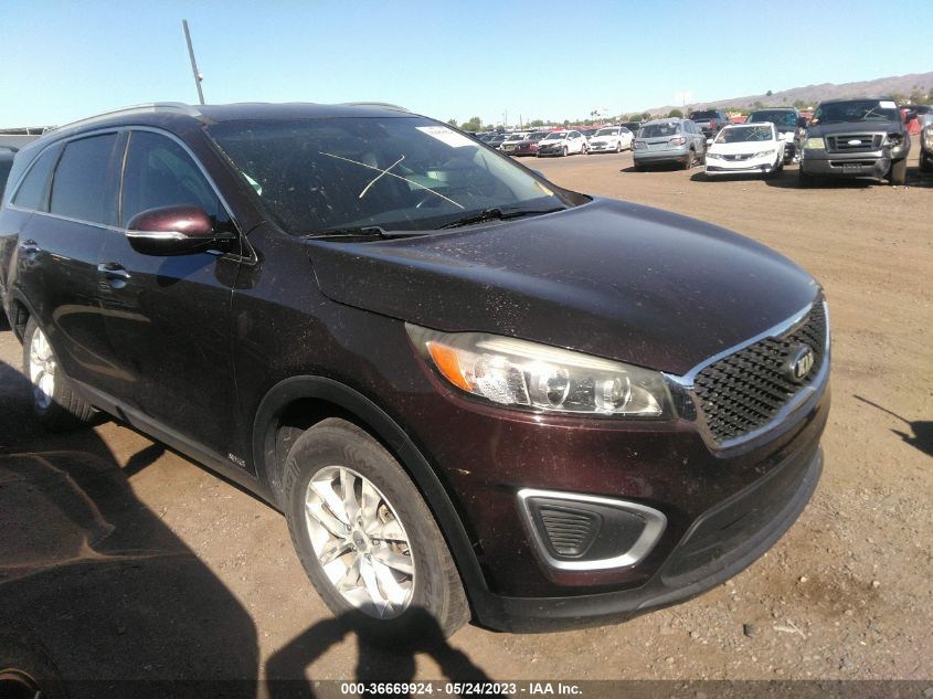 2016 KIA SORENTO LX - 5XYPGDA30GG051870