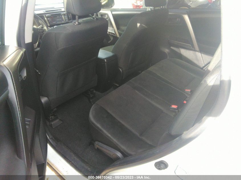 2018 TOYOTA RAV4 LE - JTMBFREV2JJ257396
