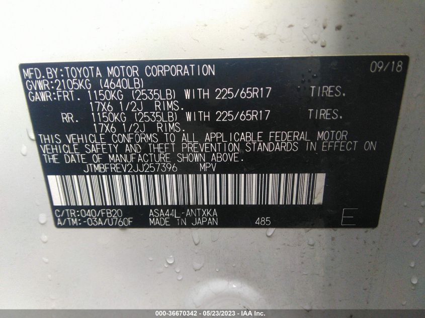 2018 TOYOTA RAV4 LE - JTMBFREV2JJ257396