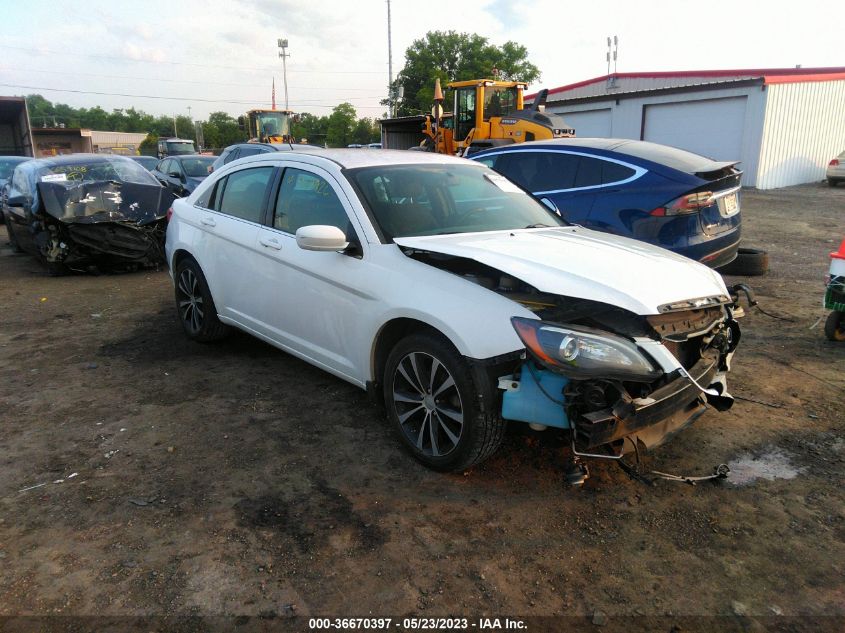 2013 CHRYSLER 200 TOURING - 1C3CCBBG6DN723570