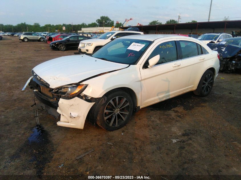 2013 CHRYSLER 200 TOURING - 1C3CCBBG6DN723570