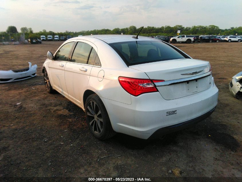 2013 CHRYSLER 200 TOURING - 1C3CCBBG6DN723570