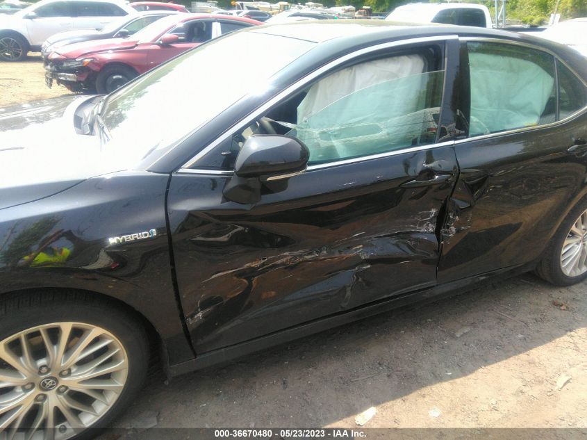 2018 TOYOTA CAMRY HYBRID - 4T1B21HK8JU002325