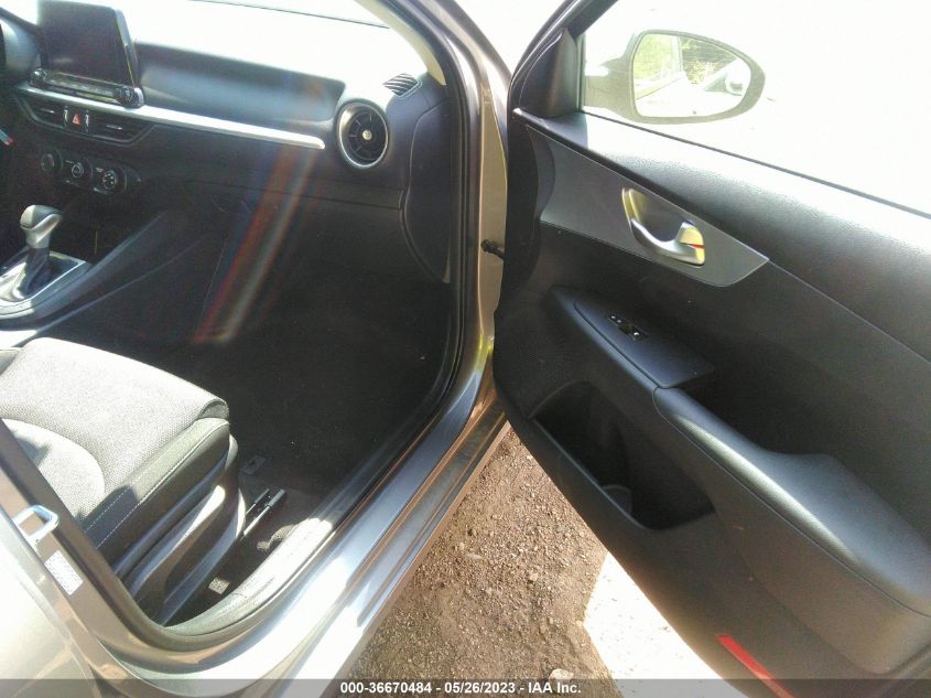 2022 KIA FORTE LXS - 3KPF24AD0NE483954