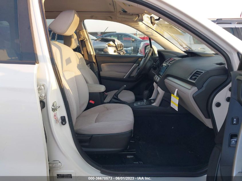 2018 SUBARU FORESTER PREMIUM - JF2SJAEC2JH492890