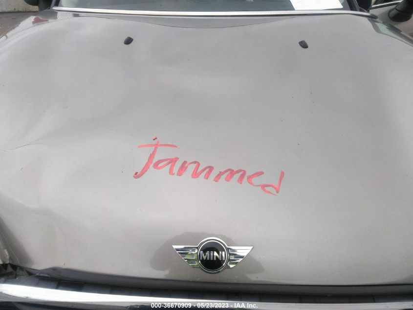 2016 MINI COOPER CLUBMAN WMWLN5C53G2E29859