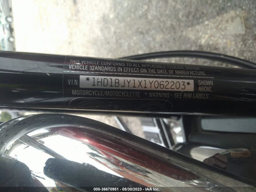 2001 HARLEY-DAVIDSON FLSTC - 1HD1BJY1X1Y062203