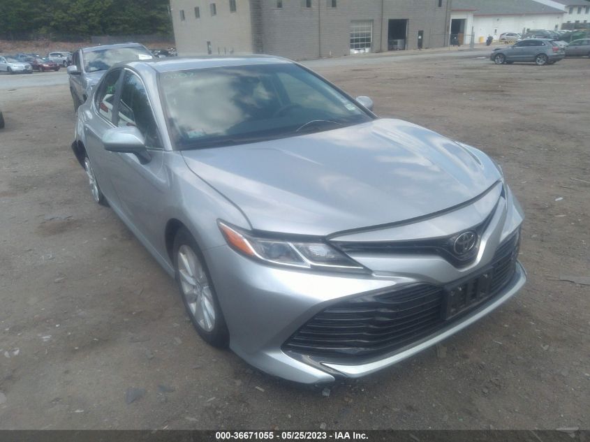 2018 TOYOTA CAMRY LE/SE/XLE/L - 4T1B11HK1JU037243