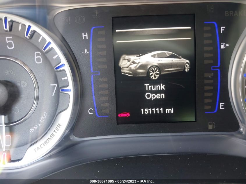 2015 CHRYSLER 200 LX - 1C3CCCFB6FN560989