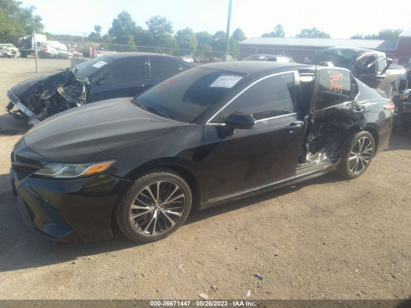 2018 TOYOTA CAMRY LE/SE/XLE/L - JTNB11HK0J3049471