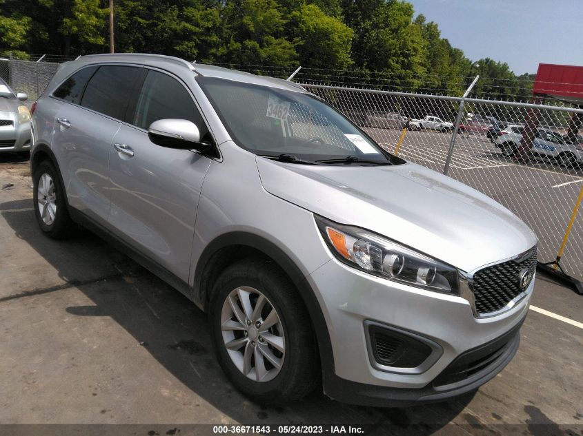 2016 KIA SORENTO LX - 5XYPG4A34GG039768