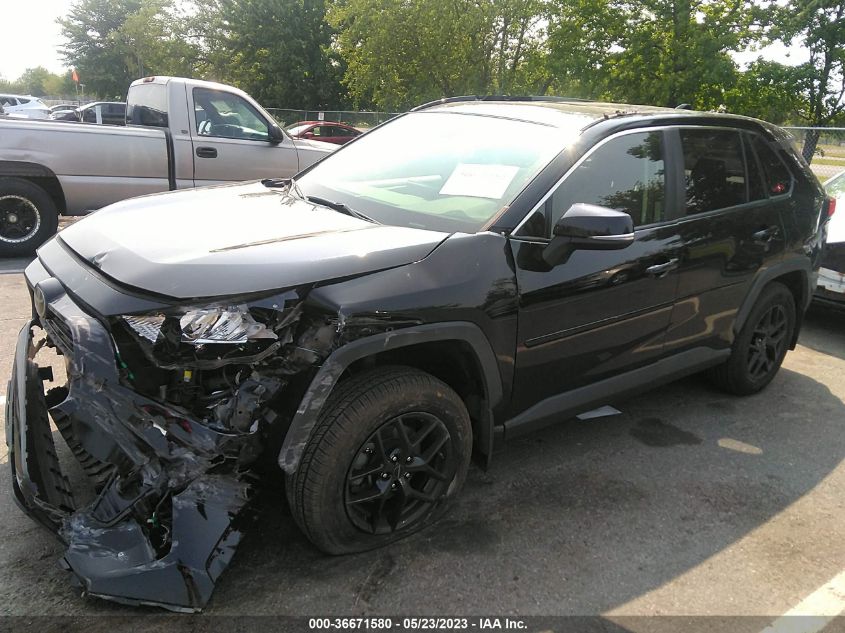 2019 TOYOTA RAV4 XLE - JTMP1RFV7KD019160