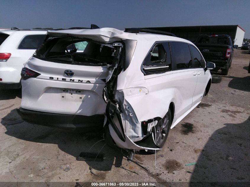 2021 TOYOTA SIENNA LE - 5TDKRKEC8MS023378