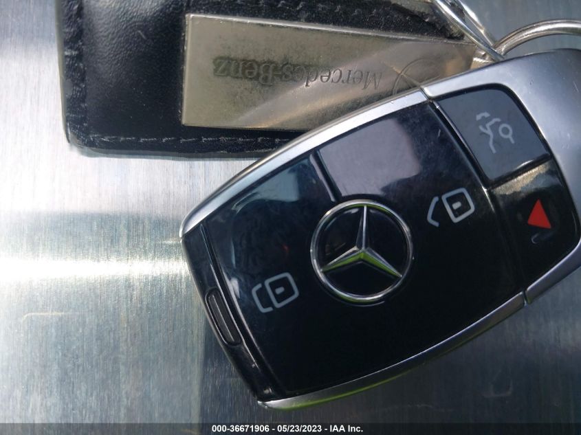 2017 MERCEDES-BENZ E-CLASS E 300 - WDDZF4KB2HA027045