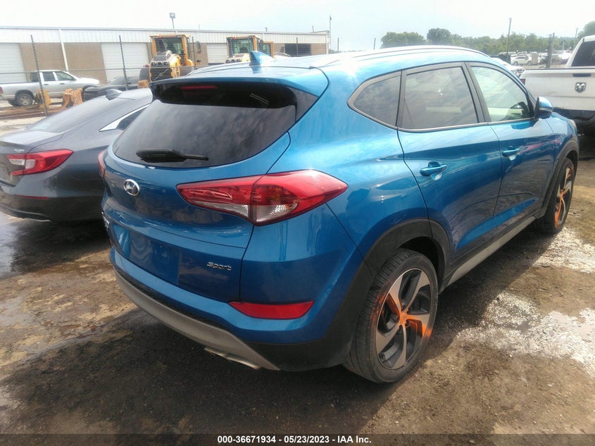 VIN KM8J33AL3JU803428 2018 HYUNDAI TUCSON SPORT