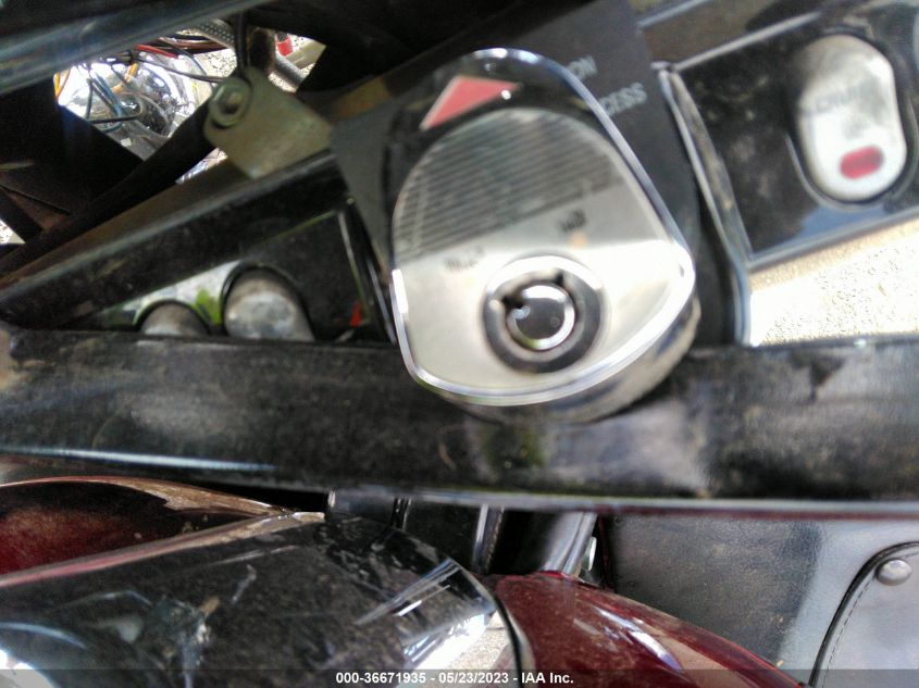 2000 HARLEY-DAVIDSON FLHTCUI - 1HD1FCW11YY646437