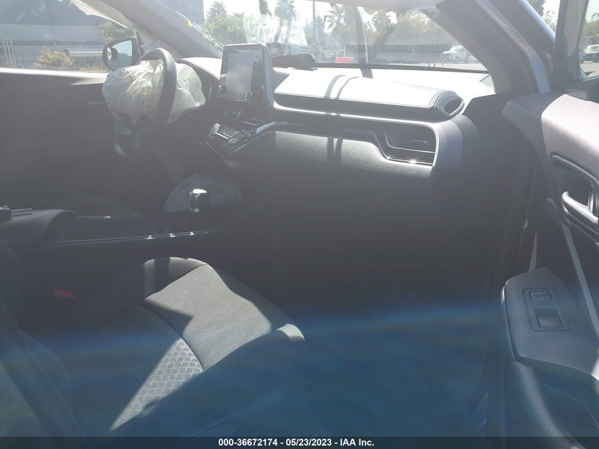 VIN JTNKHMBX2L1071441 2020 TOYOTA C-HR LE/XLE/LIMITED