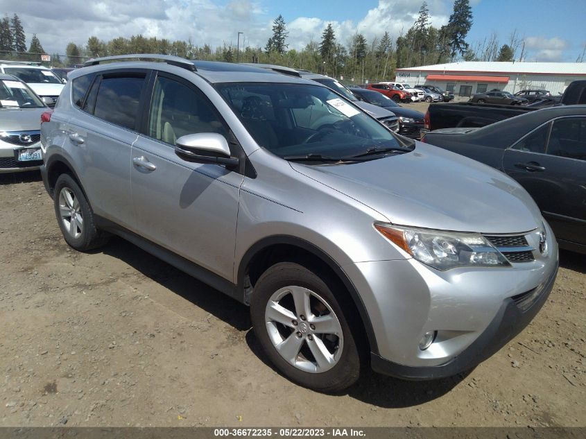 2013 TOYOTA RAV4 XLE - JTMRFREV8D5007429