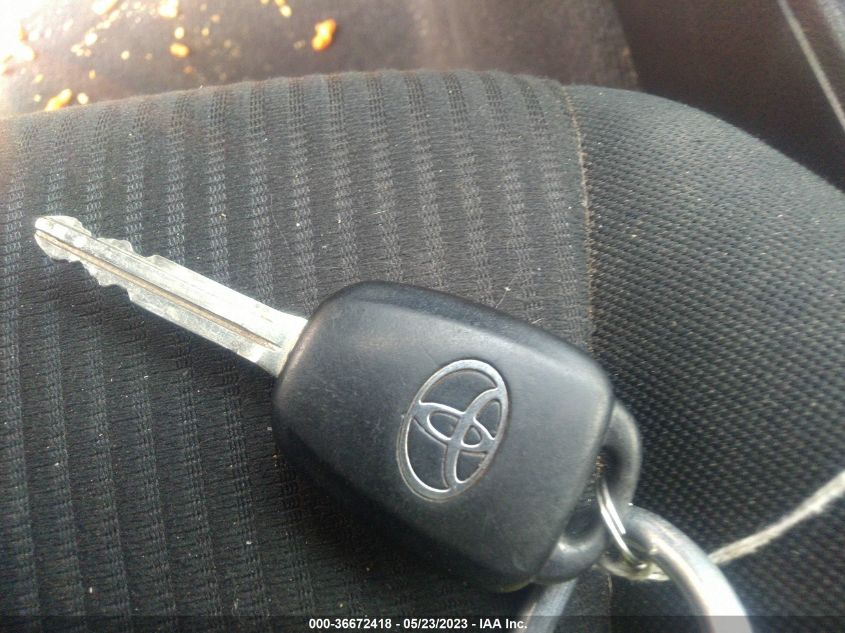 2016 TOYOTA RAV4 LE - JTMBFREV7GJ063455