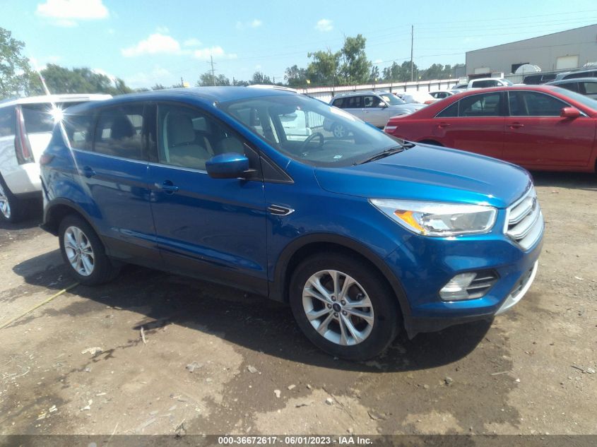 2017 FORD ESCAPE SE - 1FMCU0GD7HUA49822