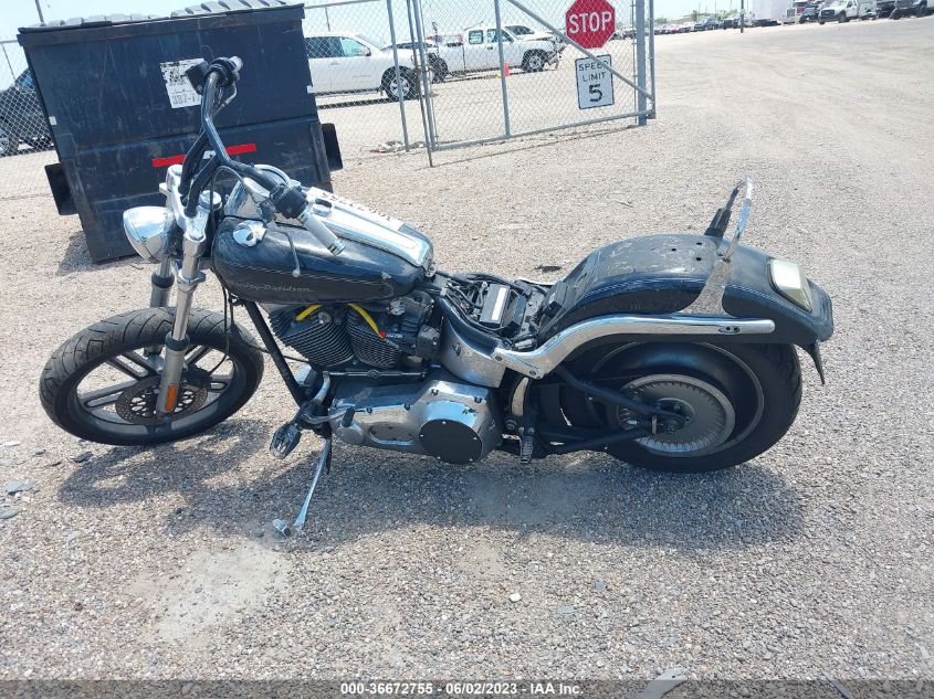 2005 HARLEY-DAVIDSON FXSTD 1HD1BSY155Y044302