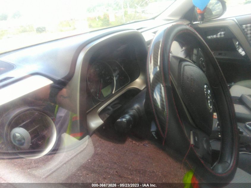 2015 TOYOTA RAV4 LE - 2T3BFREV0FW249578