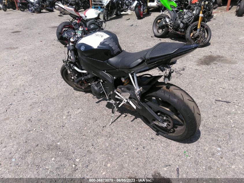 2008 YAMAHA YZFR6 JYARJ16E48A009413
