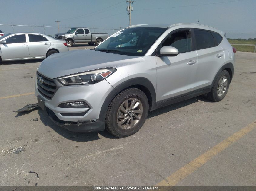 2016 HYUNDAI TUCSON SE - KM8J3CA44GU075491