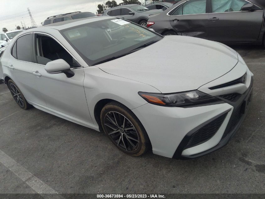 2022 TOYOTA CAMRY SE - 4T1T11AK3NU019430