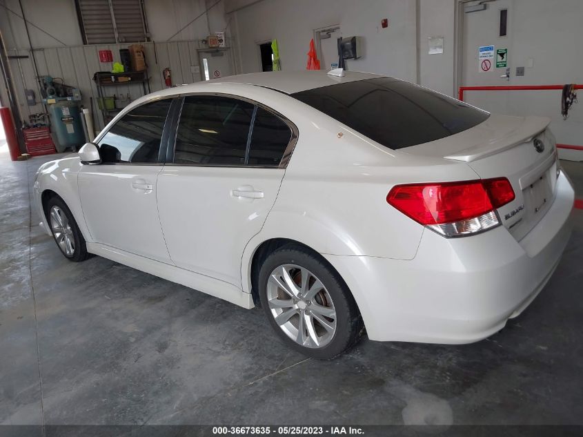 4S3BMCD67E3031796 2014 SUBARU LEGACY photo 3