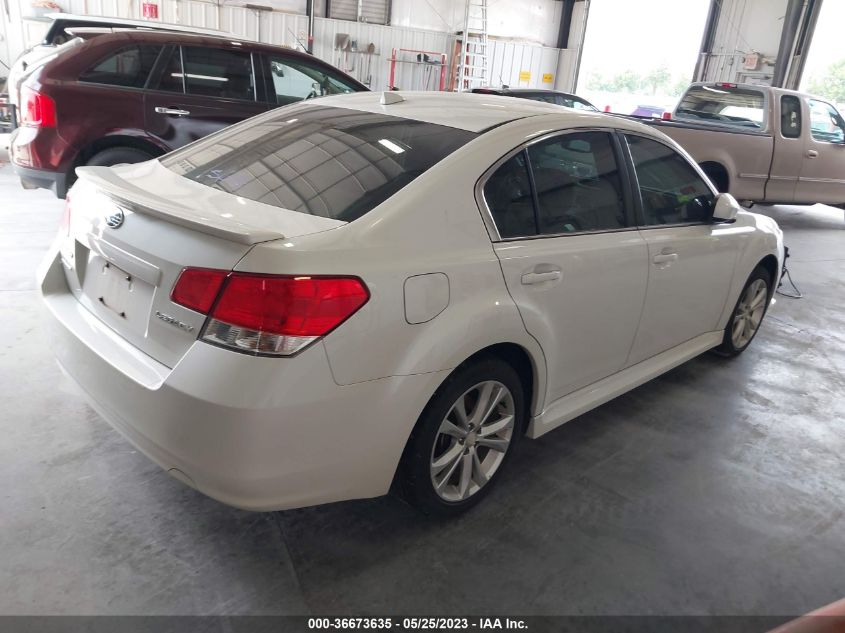 4S3BMCD67E3031796 2014 SUBARU LEGACY photo 4