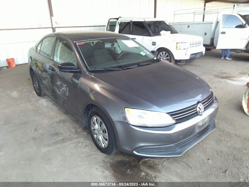 2014 VOLKSWAGEN JETTA SEDAN S - 3VW2K7AJ3EM323818