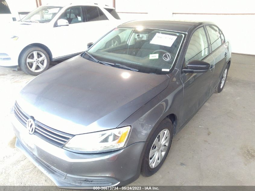 2014 VOLKSWAGEN JETTA SEDAN S - 3VW2K7AJ3EM323818