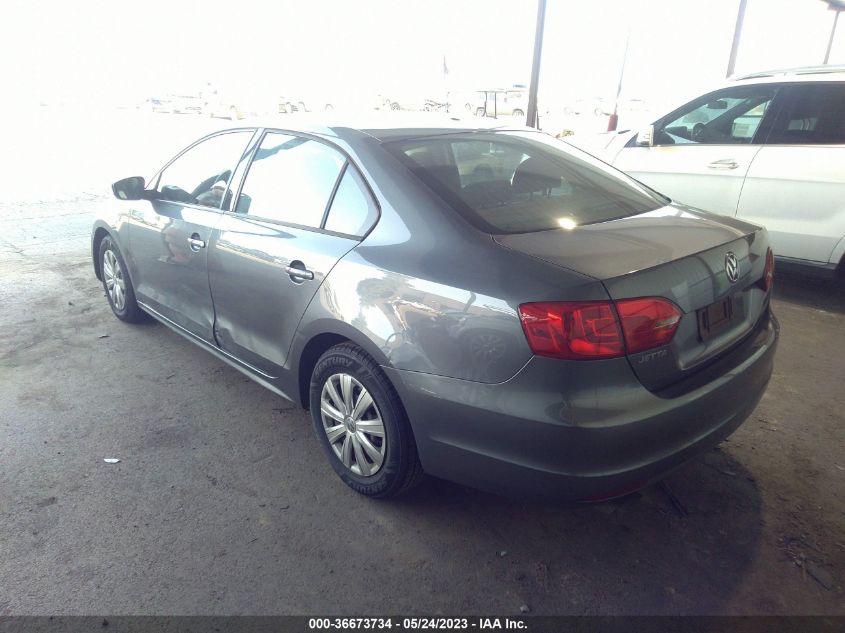 2014 VOLKSWAGEN JETTA SEDAN S - 3VW2K7AJ3EM323818