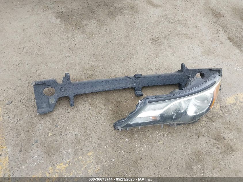 2015 TOYOTA RAV4 XLE - 2T3WFREV2FW188624