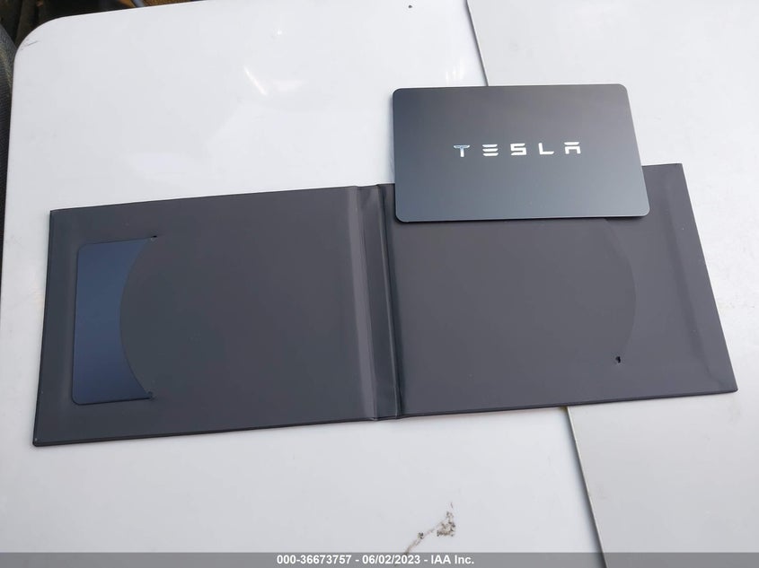 VIN 7SAYGDEE4PF773997 2023 TESLA MODEL Y LONG RANGE